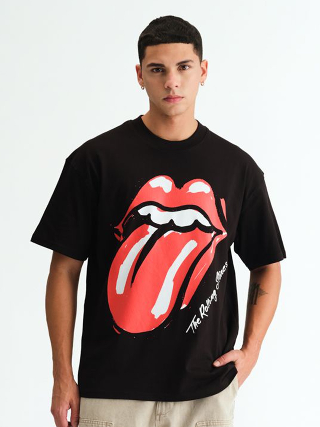

Bonkers Corner Men Printed Applique T-shirt, Black