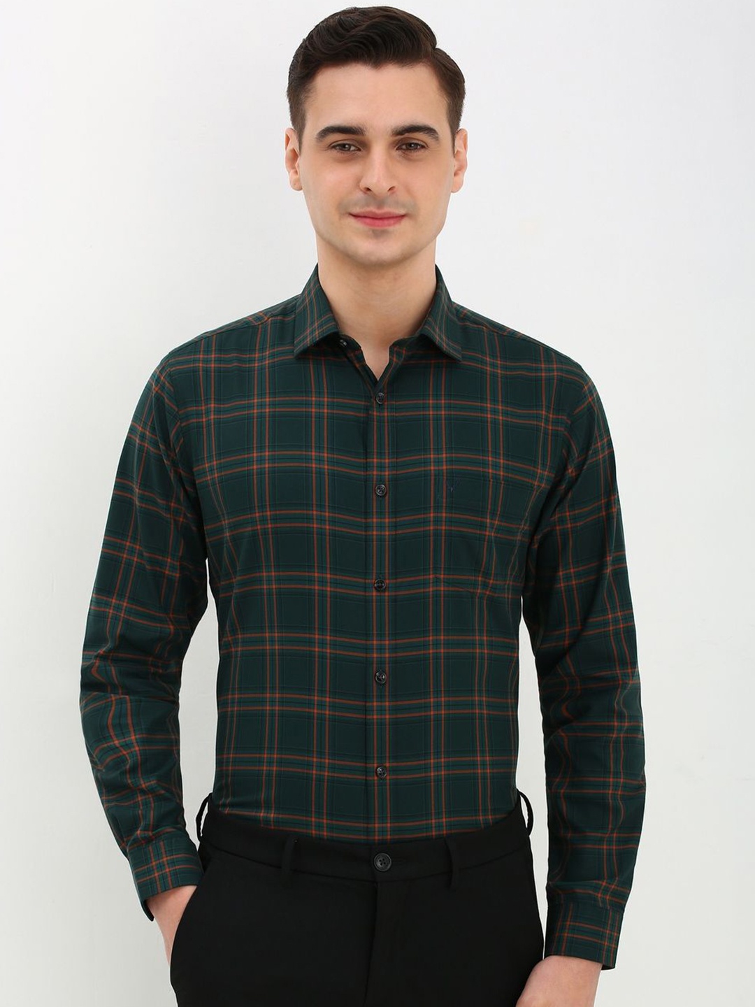 

Allen Solly Men Slim Fit Opaque Checked Formal Shirt, Green