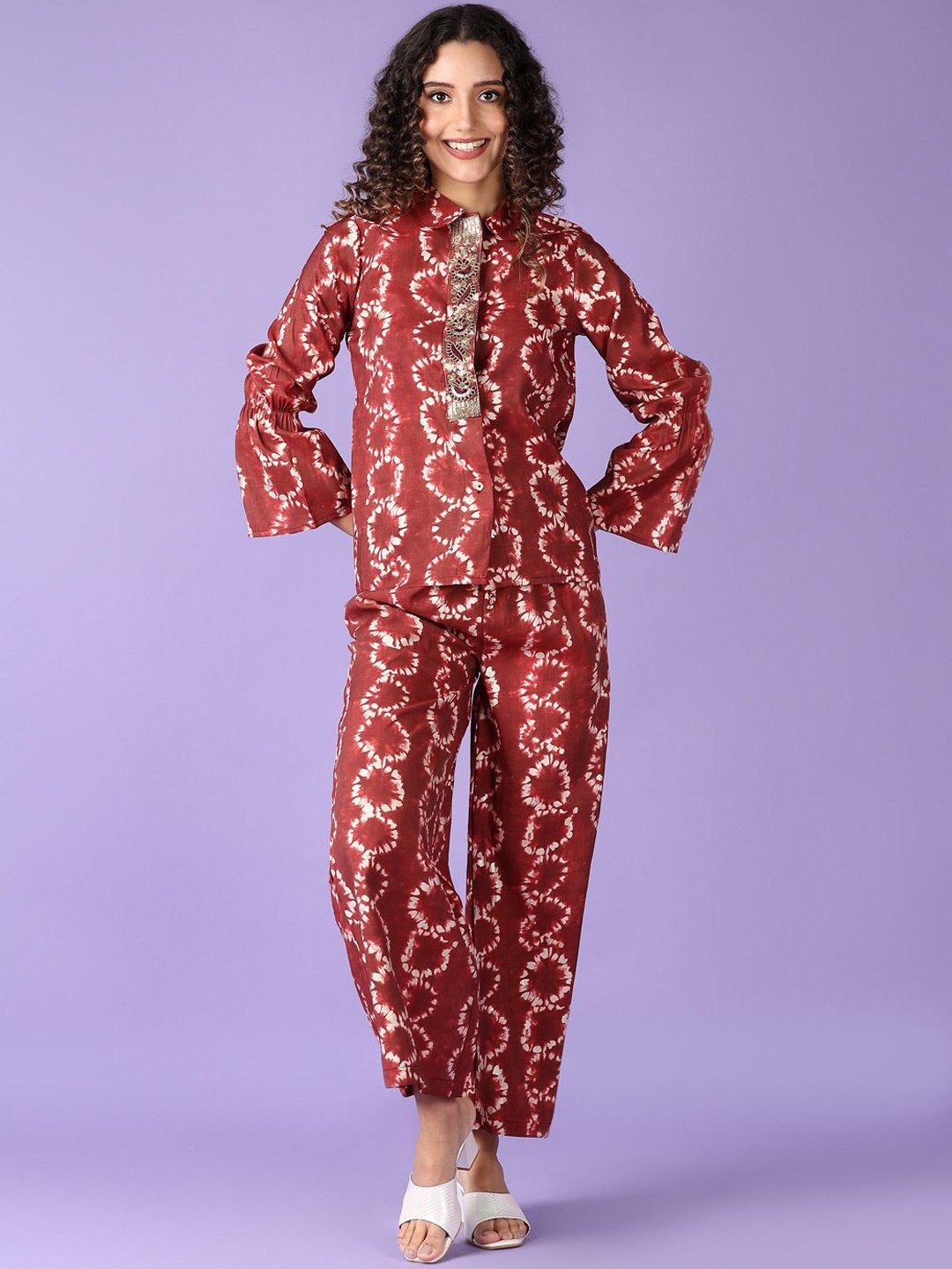 

V-Mart Tie & Dyed Embroidered Shirt with Trouser, Maroon