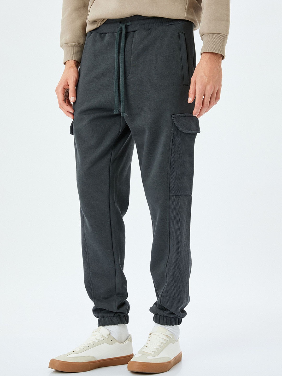 

Koton Men Cotton Casual Regular Fit Joggers, Grey