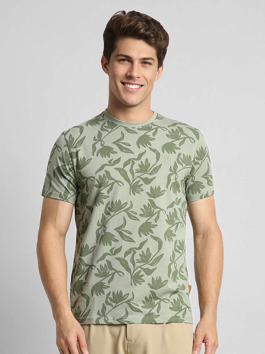 

SIMON CARTER LONDON Men Floral Printed Slim Fit T-shirt, Green