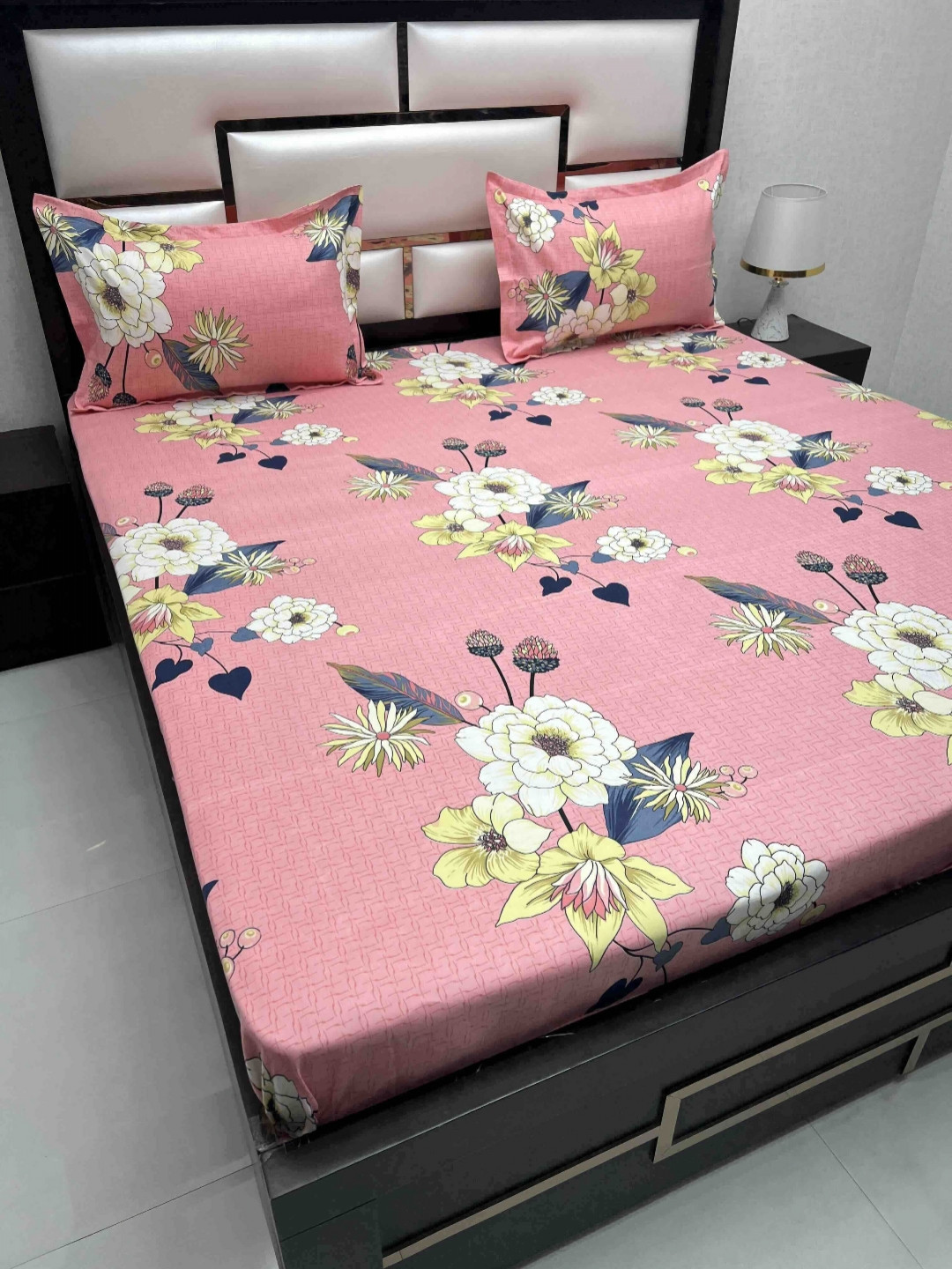 

Pure Decor Queen Size Double Bedsheet With 2 Pillow Covers 2.28m X 2.54m, Pink