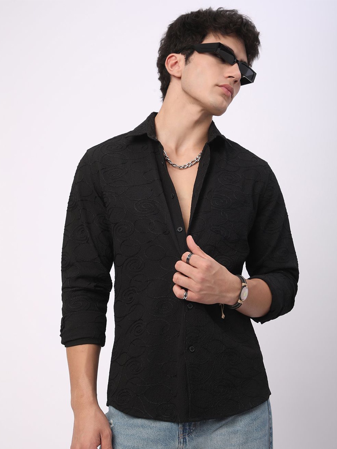 

VASTRADO Men Classic Slim Fit Opaque Casual Shirt, Black