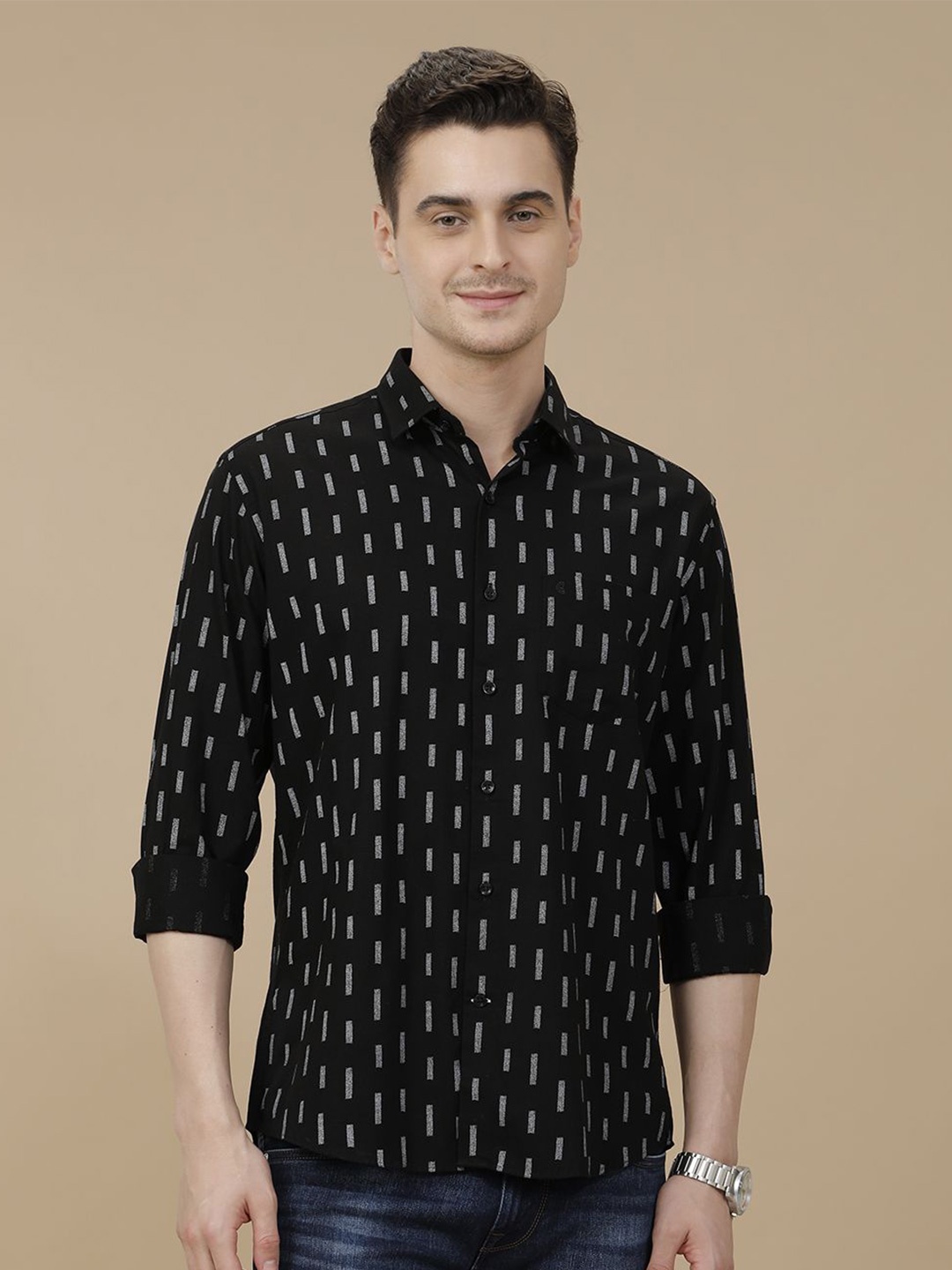 

CAVALLO by Linen Club Contemporary Slim Fit Geometric Printed Casual Shirt, Black