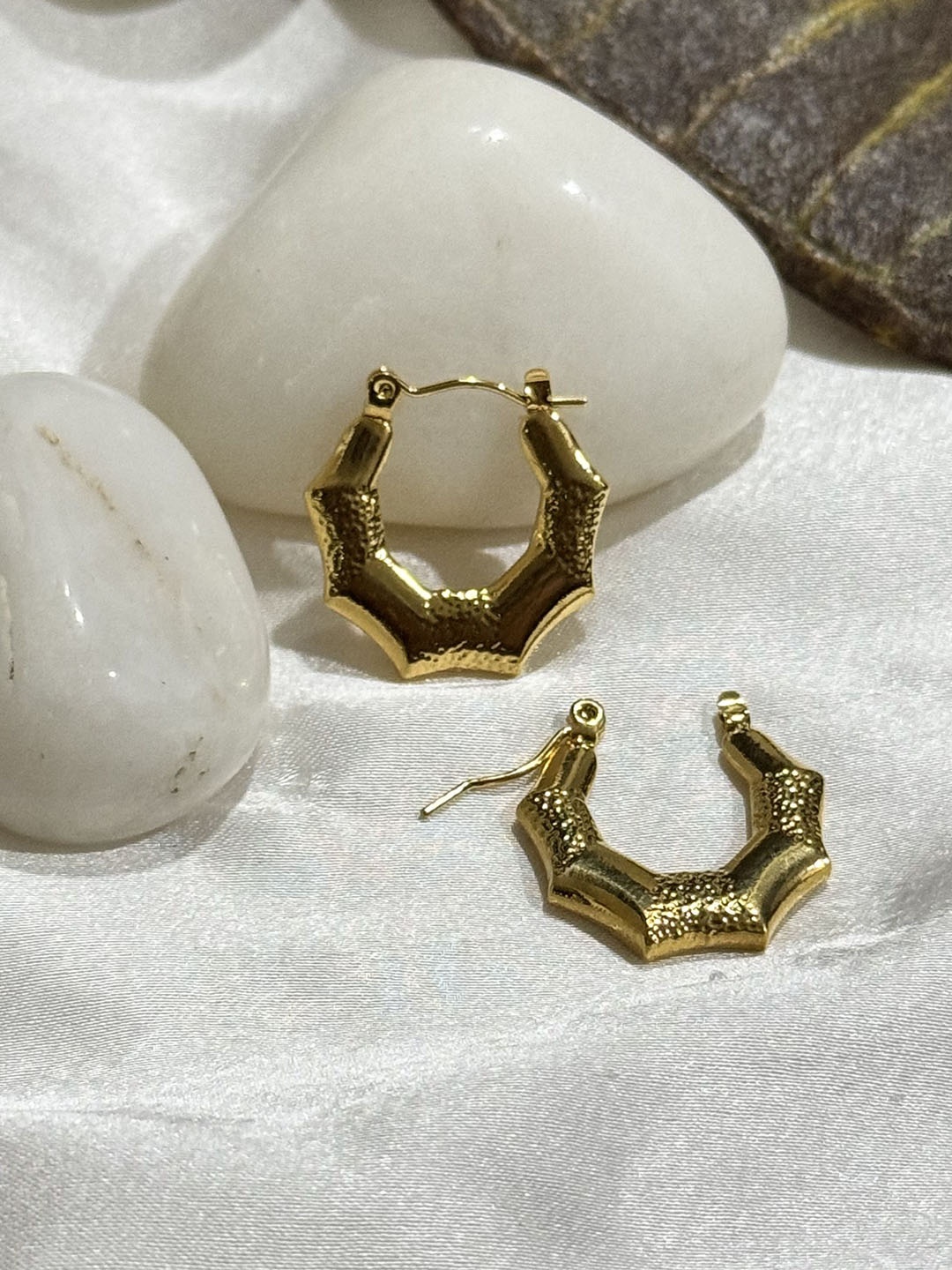 

The Jewellery Tale Earrings, Gold