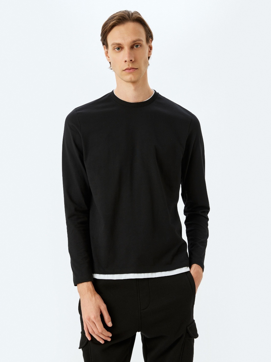 

Koton Men Solid Round Neck Cotton T-shirt, Black