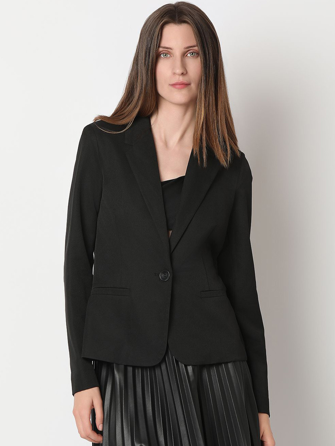 

Vero Moda Notched Lapel Collar Single Breasted Formal Blazer, Black