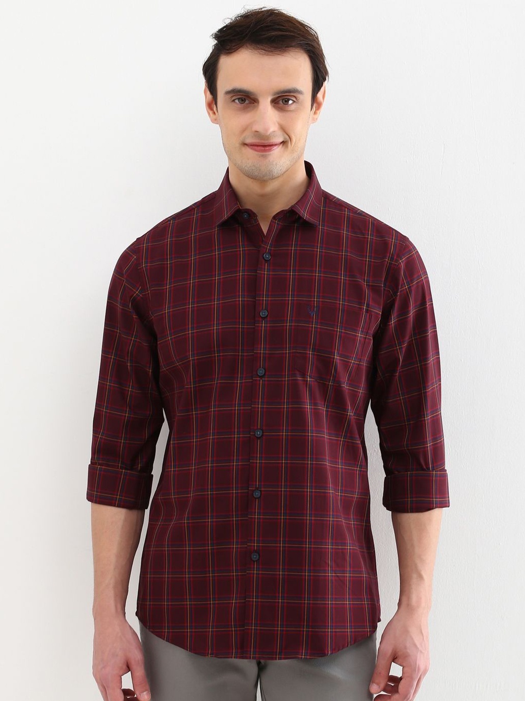 

Allen Solly Men Slim Fit Opaque Checked Casual Shirt, Maroon