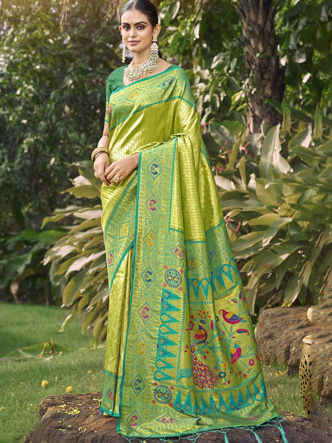 

SANGAM PRINTS Woven Design Zari Tussar Saree, Sea green