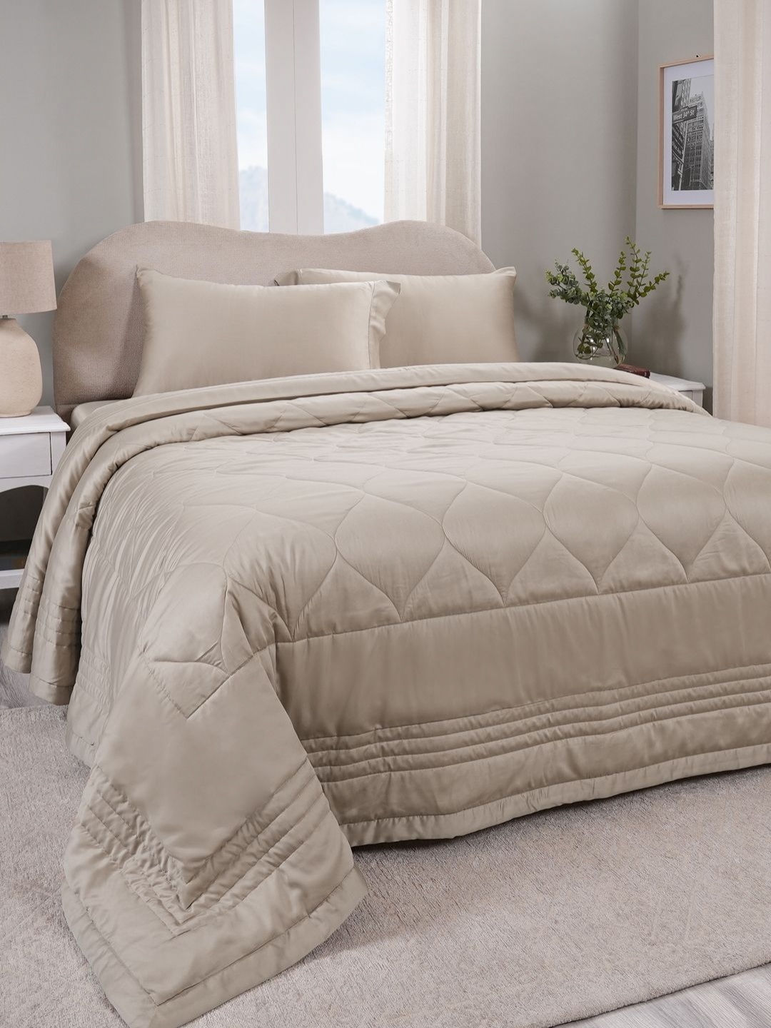 

MASPAR Beige Self-Designed AC Room Double Queen Quilt