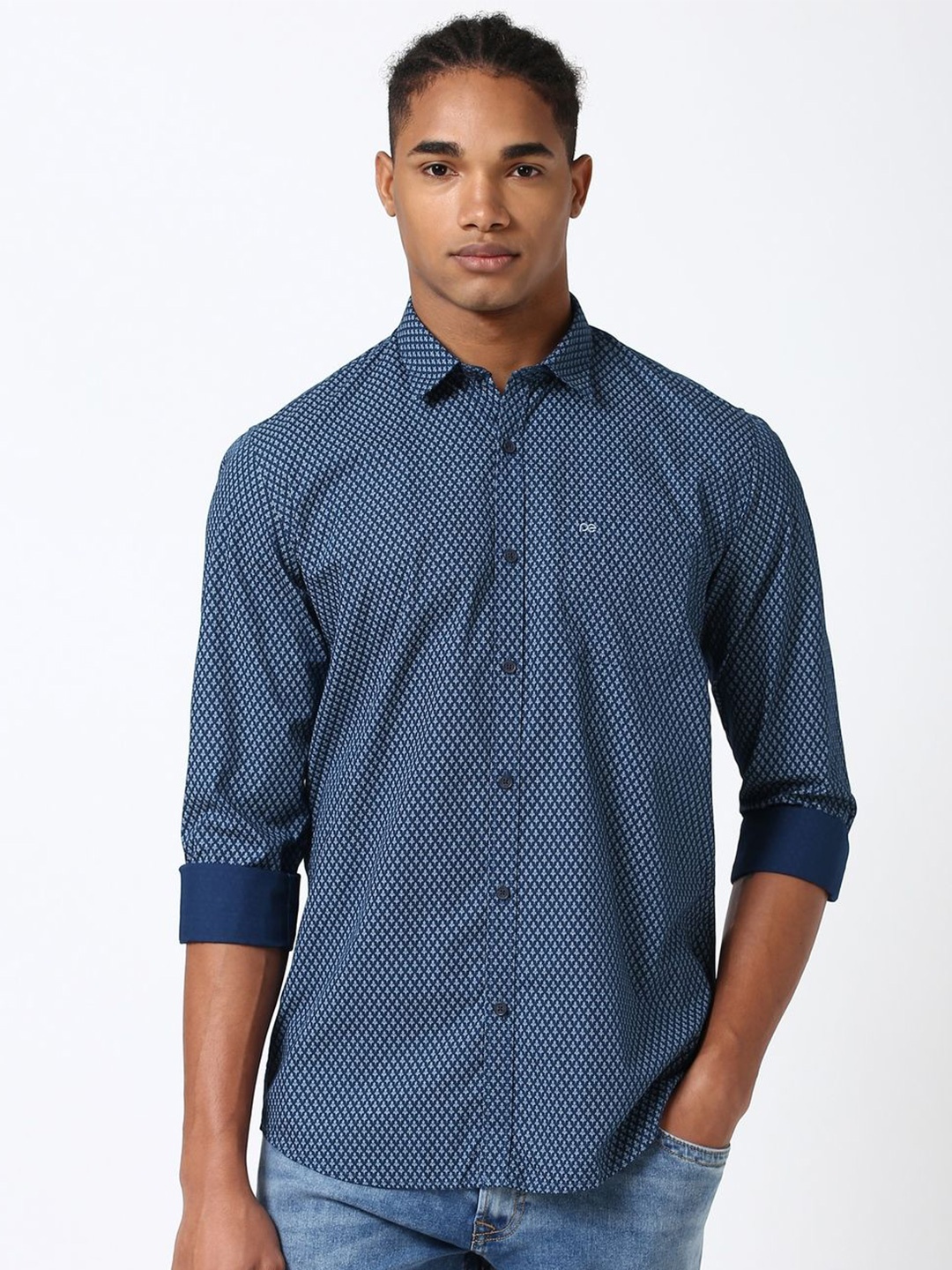 

Peter England Casuals Men Slim Fit Floral Opaque Printed Casual Shirt, Blue