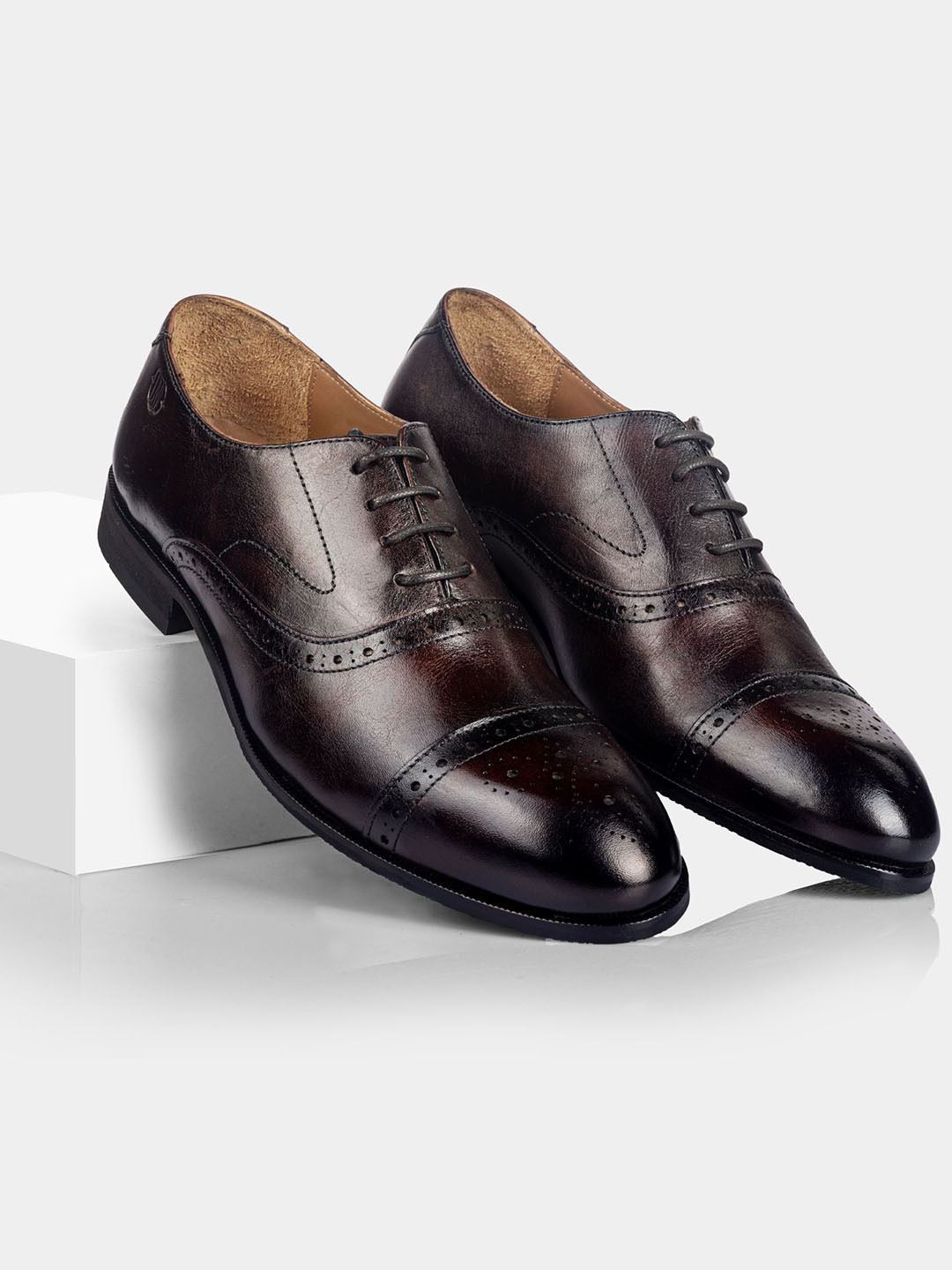 

LA MARCA Men Leather Oxfords, Brown