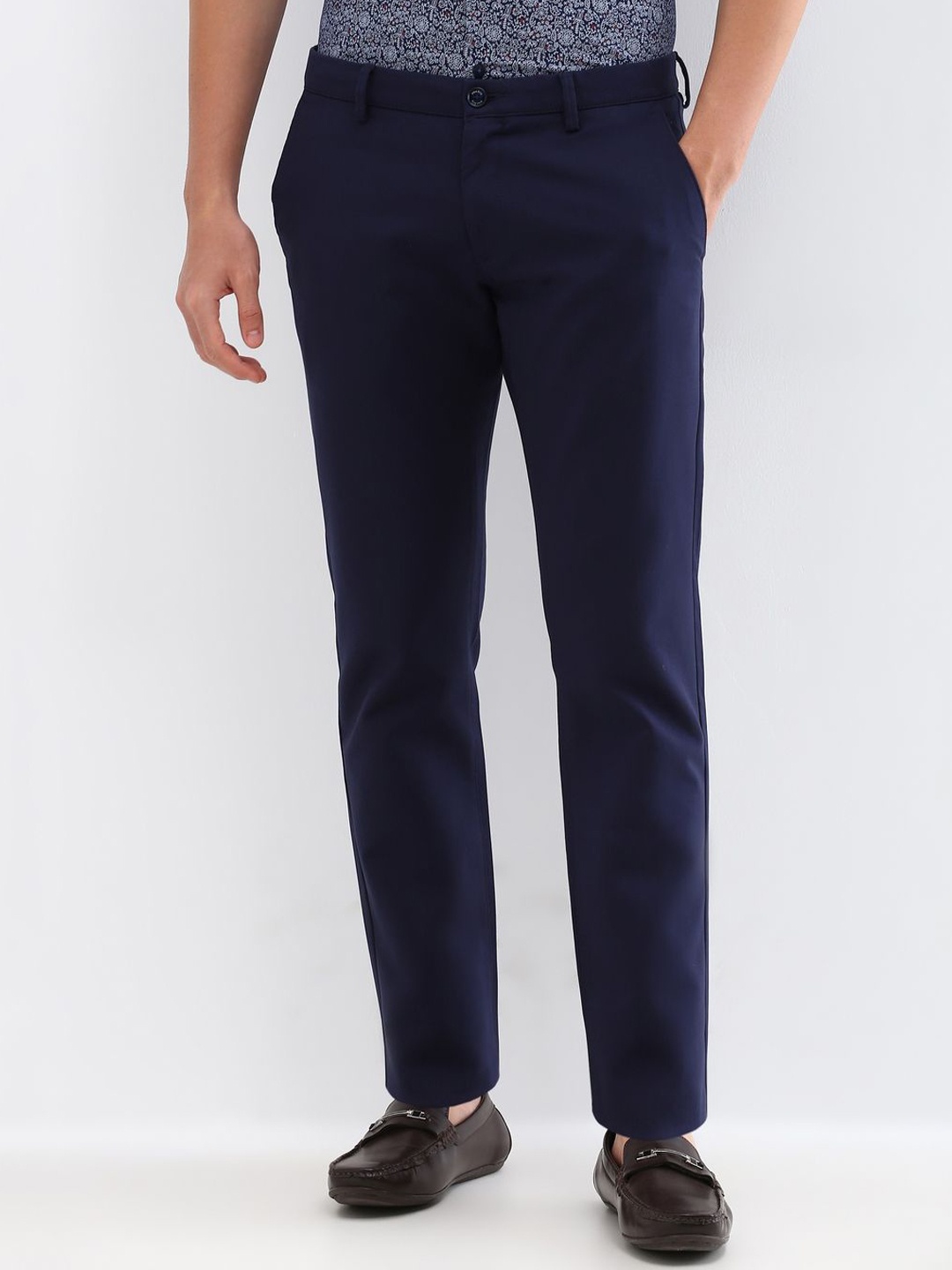 

Allen Solly Men Cotton Slim Fit Trousers, Navy blue