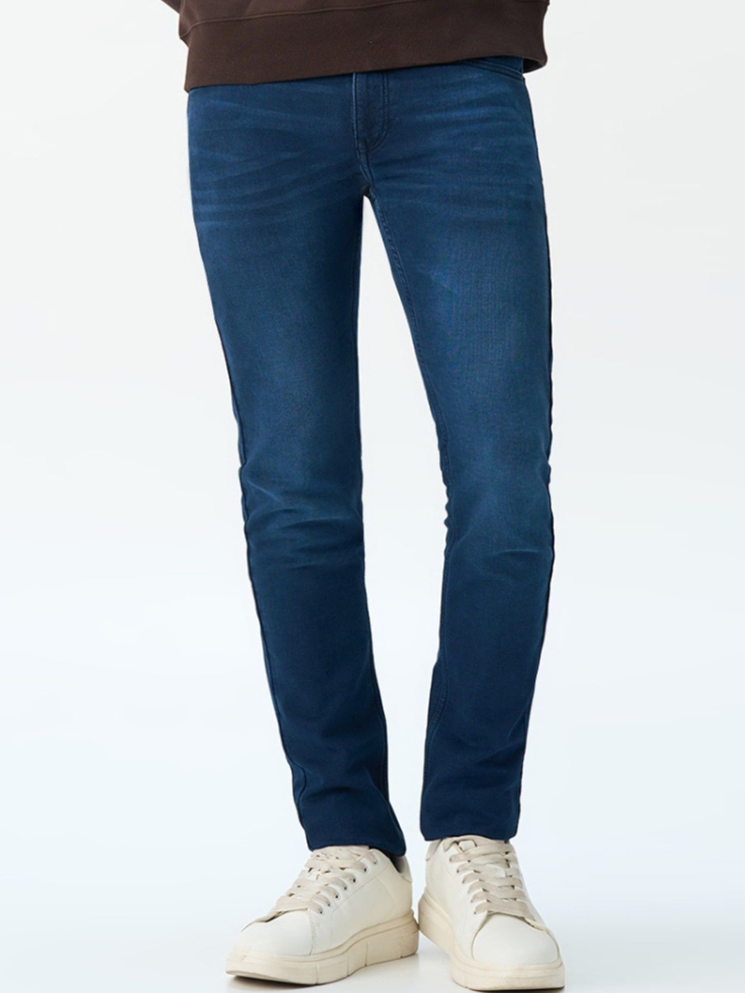 

Minus One Men Original Skinny Fit Light Fade Stretchable Mid-Rise Jeans, Blue