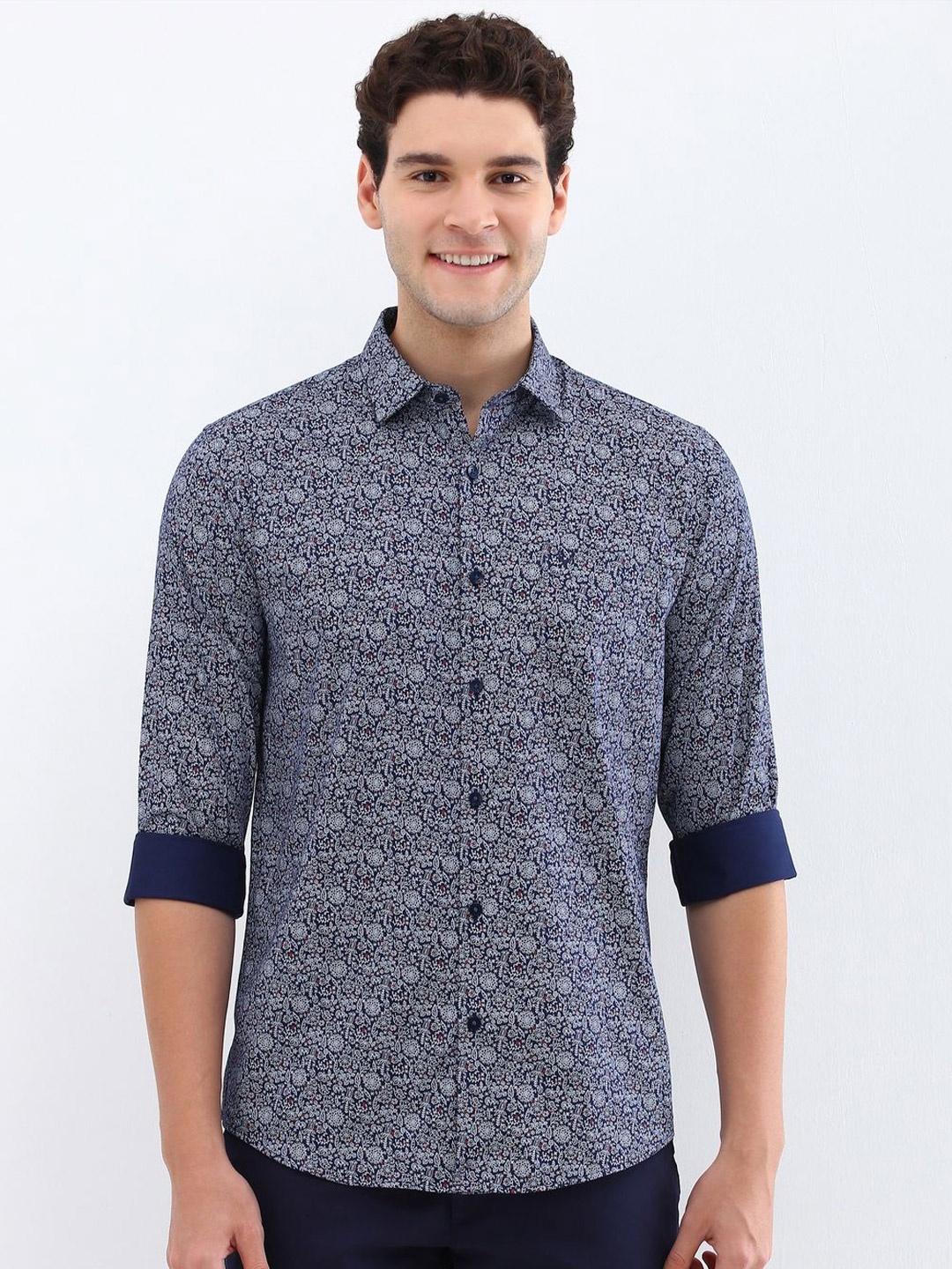 

Allen Solly Men Slim Fit Floral Opaque Printed Casual Shirt, Navy blue