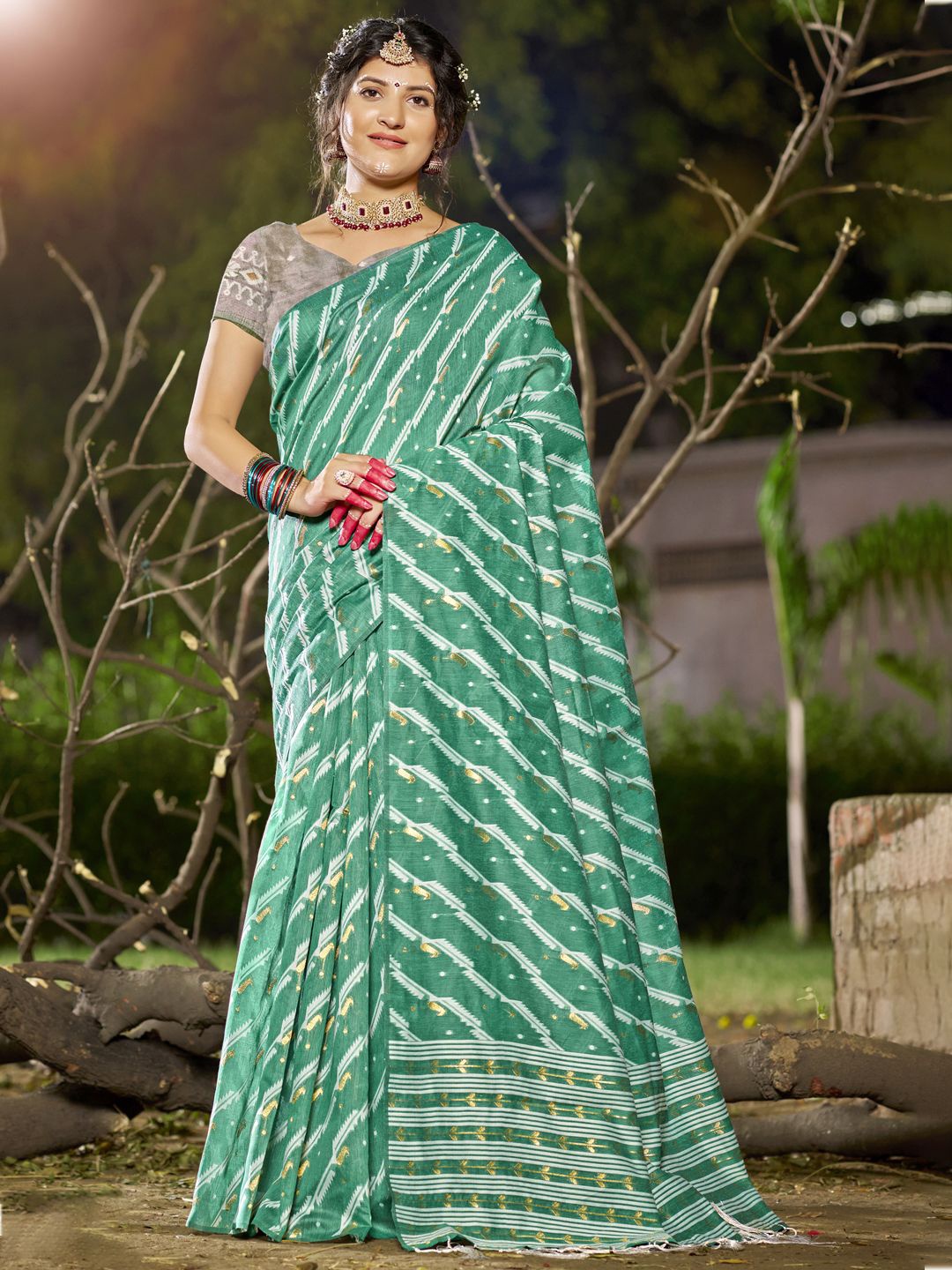 

SANGAM PRINTS Ethnic Motifs Woven Design Zari Handloom Tussar Saree, Teal