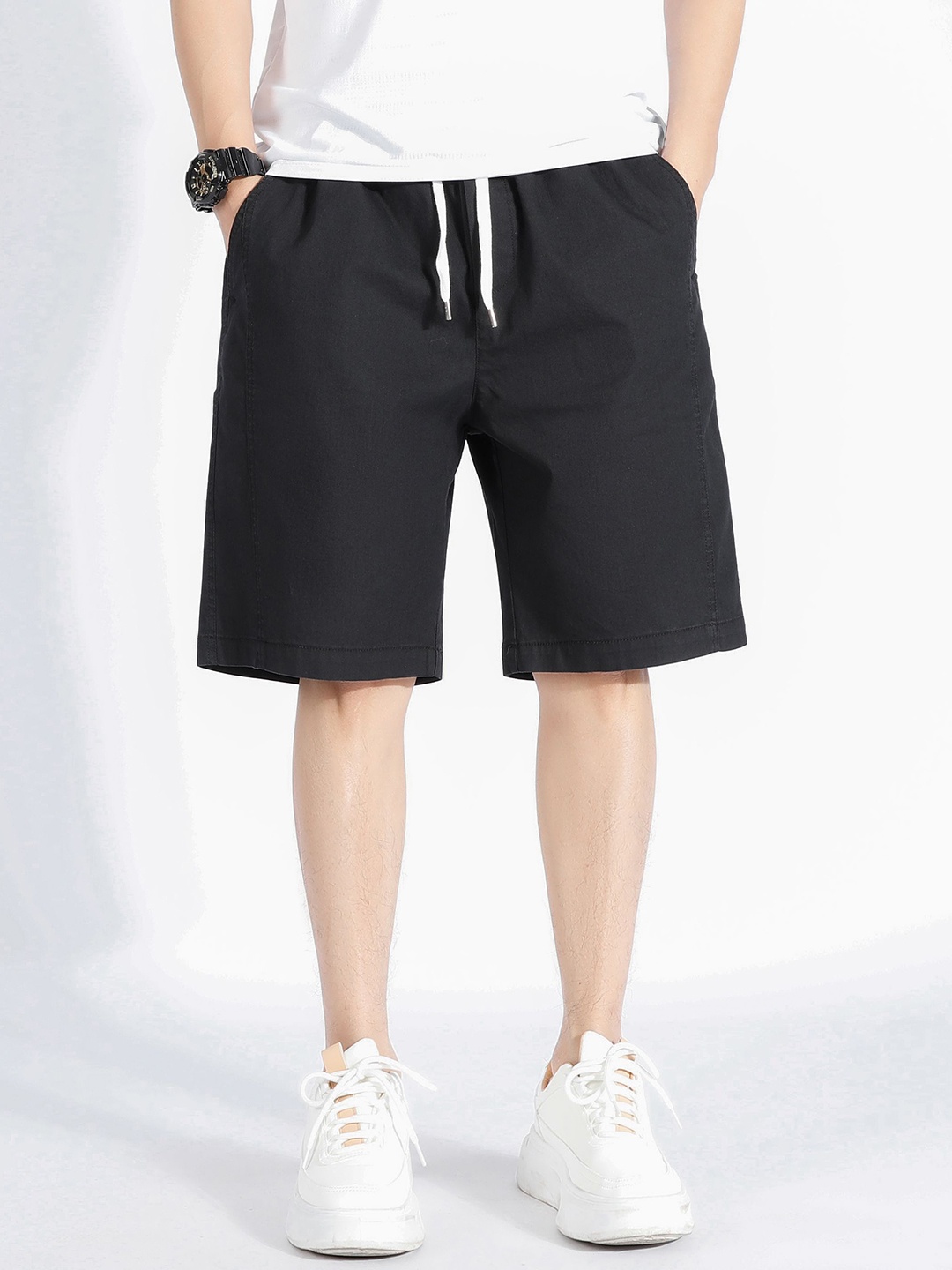 

StyleCast x Revolte Men Outdoor Mid-Rise Regular Fit Shorts, Black