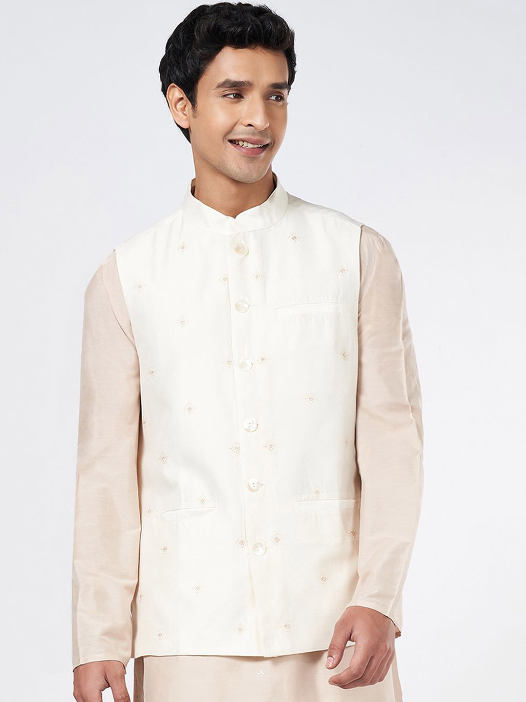 

indus route by Pantaloons Embroidered Woven Nehru Jacket, White