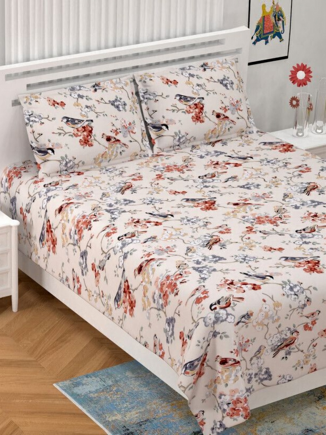 

BILBERRY Furnishing by preeti grover White & Red Floral 180 TC King Bedsheet with 2 Pillow Covers