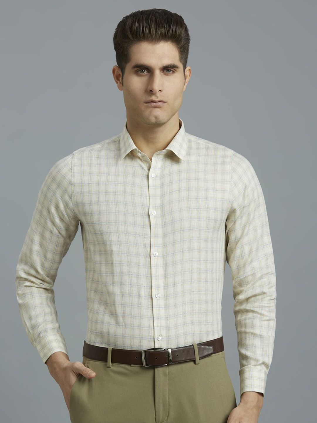 

Reid & Taylor Men Classic Tartan Checks Opaque Checked Formal Shirt, Beige