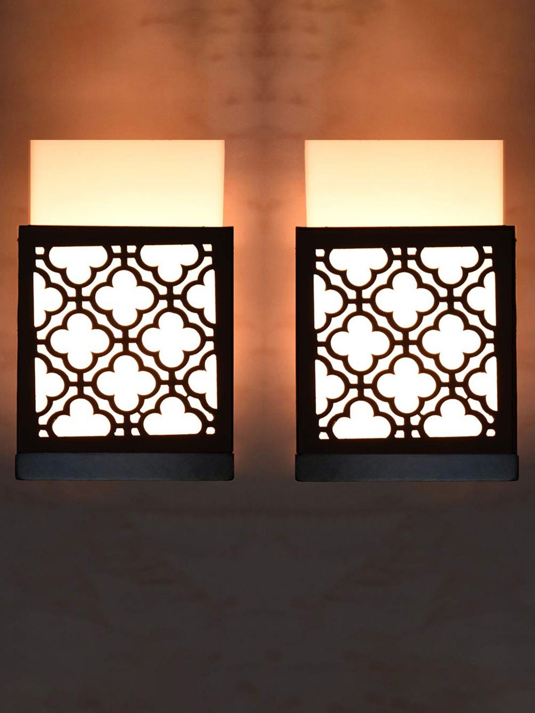 

Gojeeva Black 2 Pieces Textured Wooden Square Shaped Wall Lamps