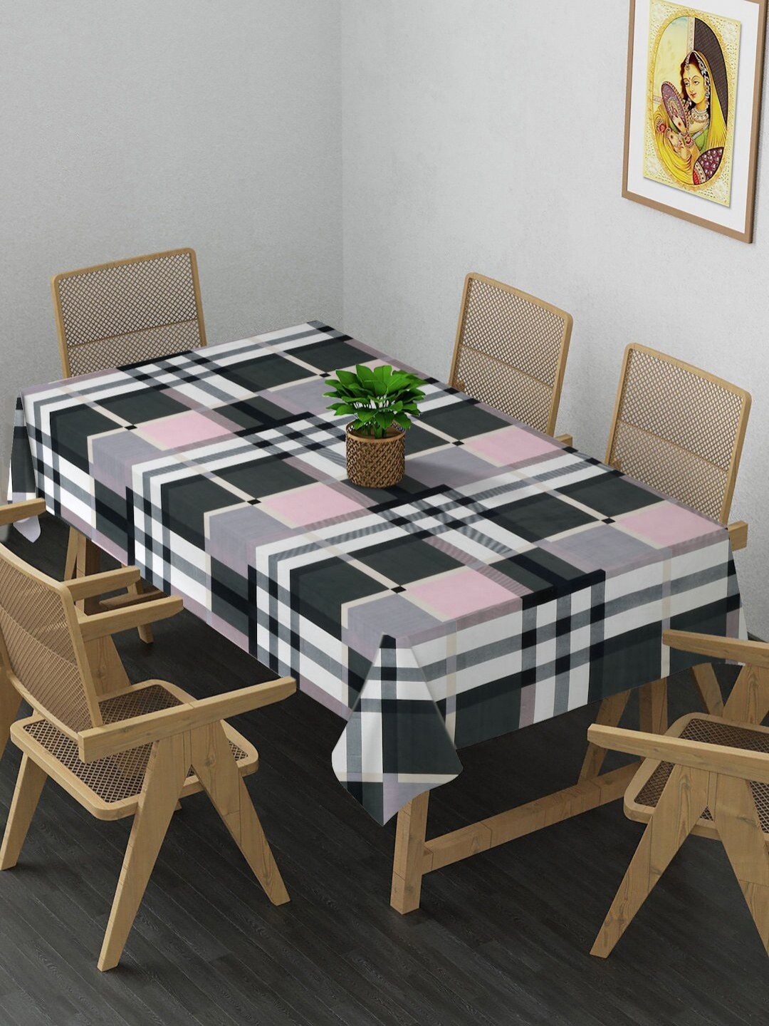 

Arrabi Black & Pink Checked 8-Seater Table Cover