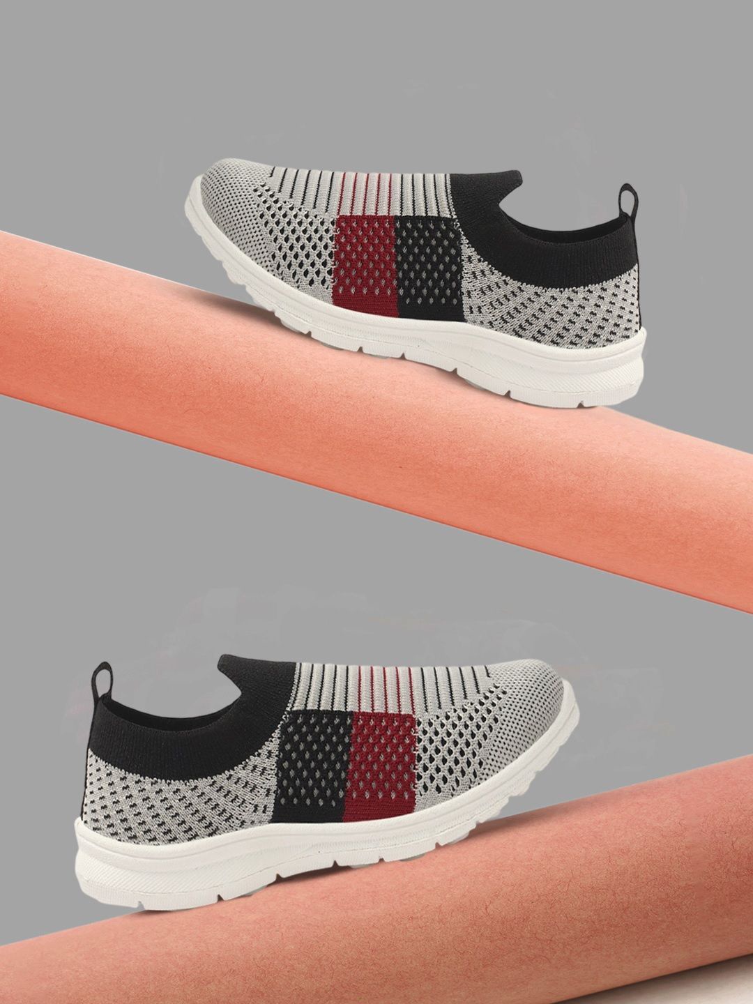 

SPRENGE Boys Woven Design Slip-On Sneakers, Black