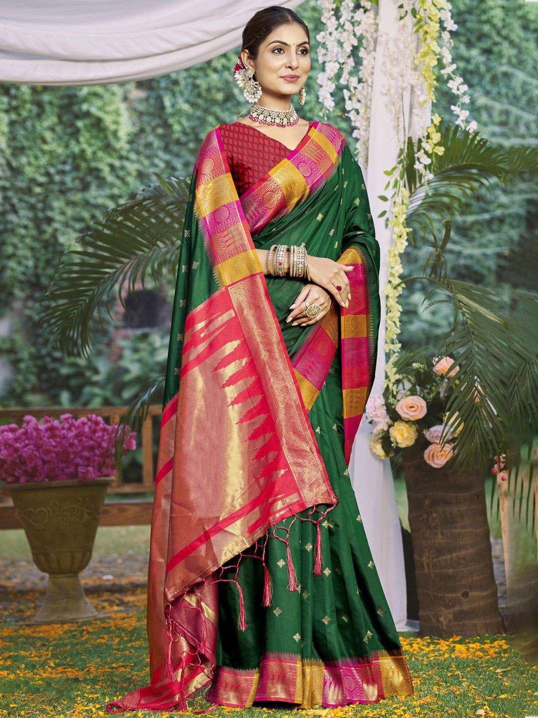 

SANGAM PRINTS Ethnic Motifs Woven Design Zari Tussar Saree, Green