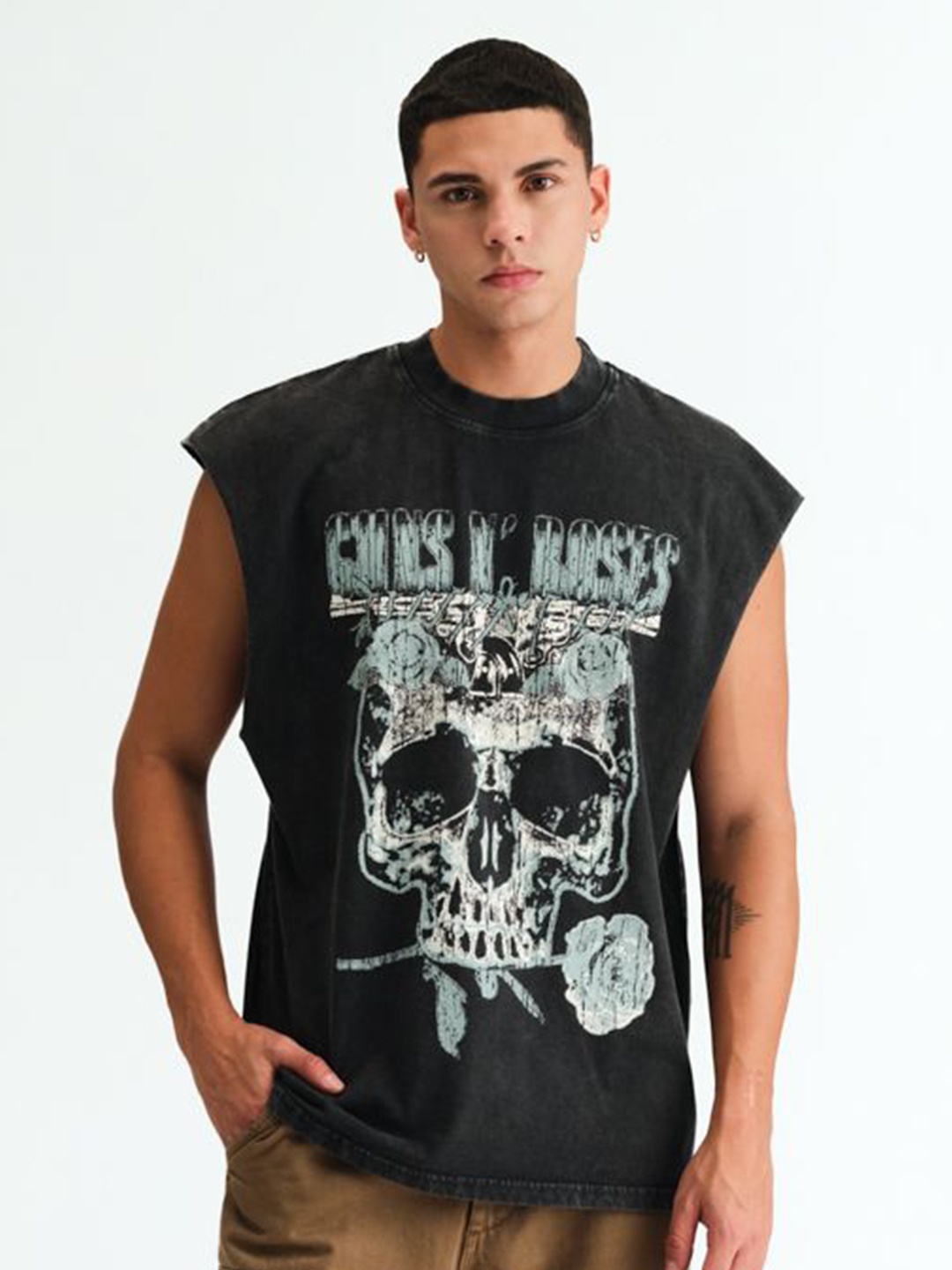 

Bonkers Corner Men Printed Raw Edge T-shirt, Black