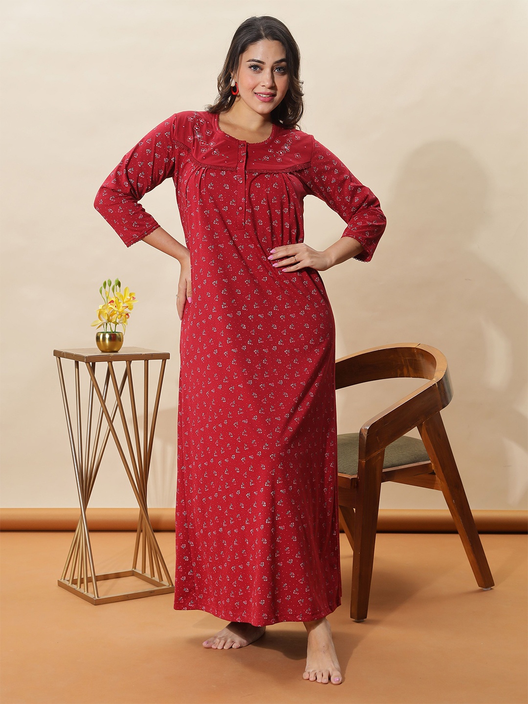 

9shines Label Women Floral Printed Round Neck Maxi Nightdress, Red