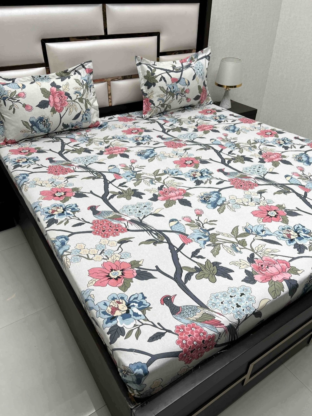 

Pure Decor Amulya White Floral Printed Microfiber 260 TC Queen Bedsheet Set 2.27 x 2.56 m