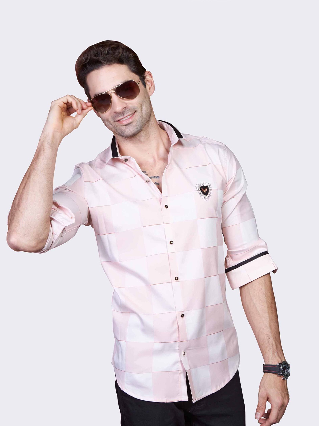 

ALMATY Men Comfort Slim Fit Opaque Checked Casual Shirt, Pink