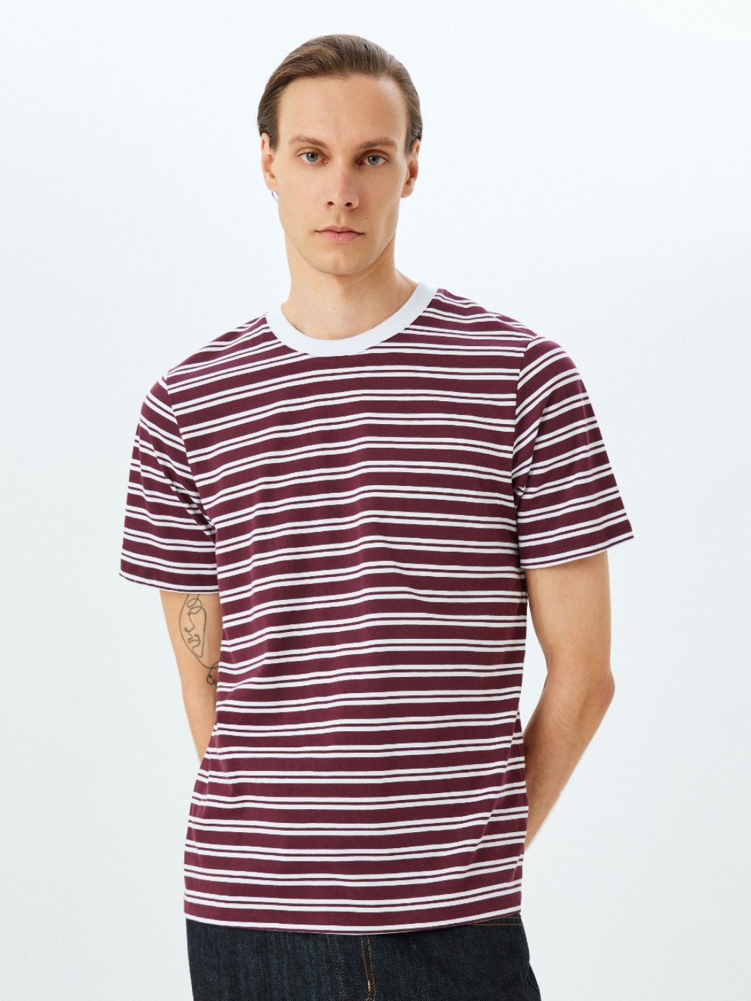 

Koton Men Striped Round Neck Cotton T-shirt, Maroon