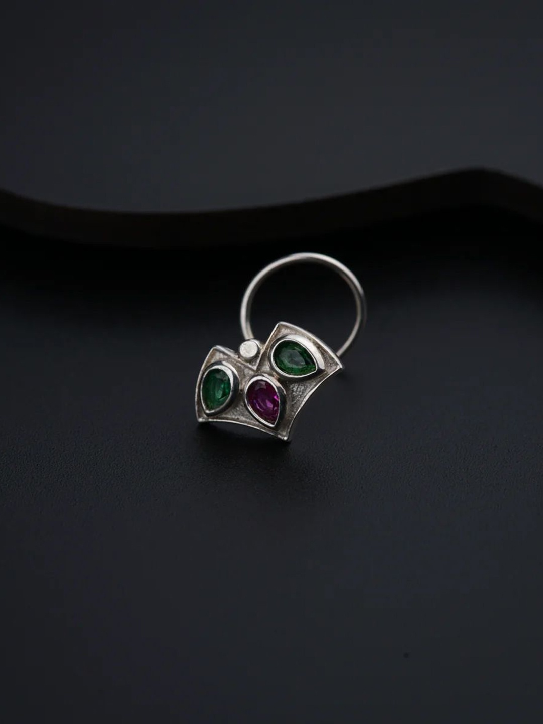 

House of Aadyaa Sterling Silver Oxidised Stone Studded Ring Nosepin