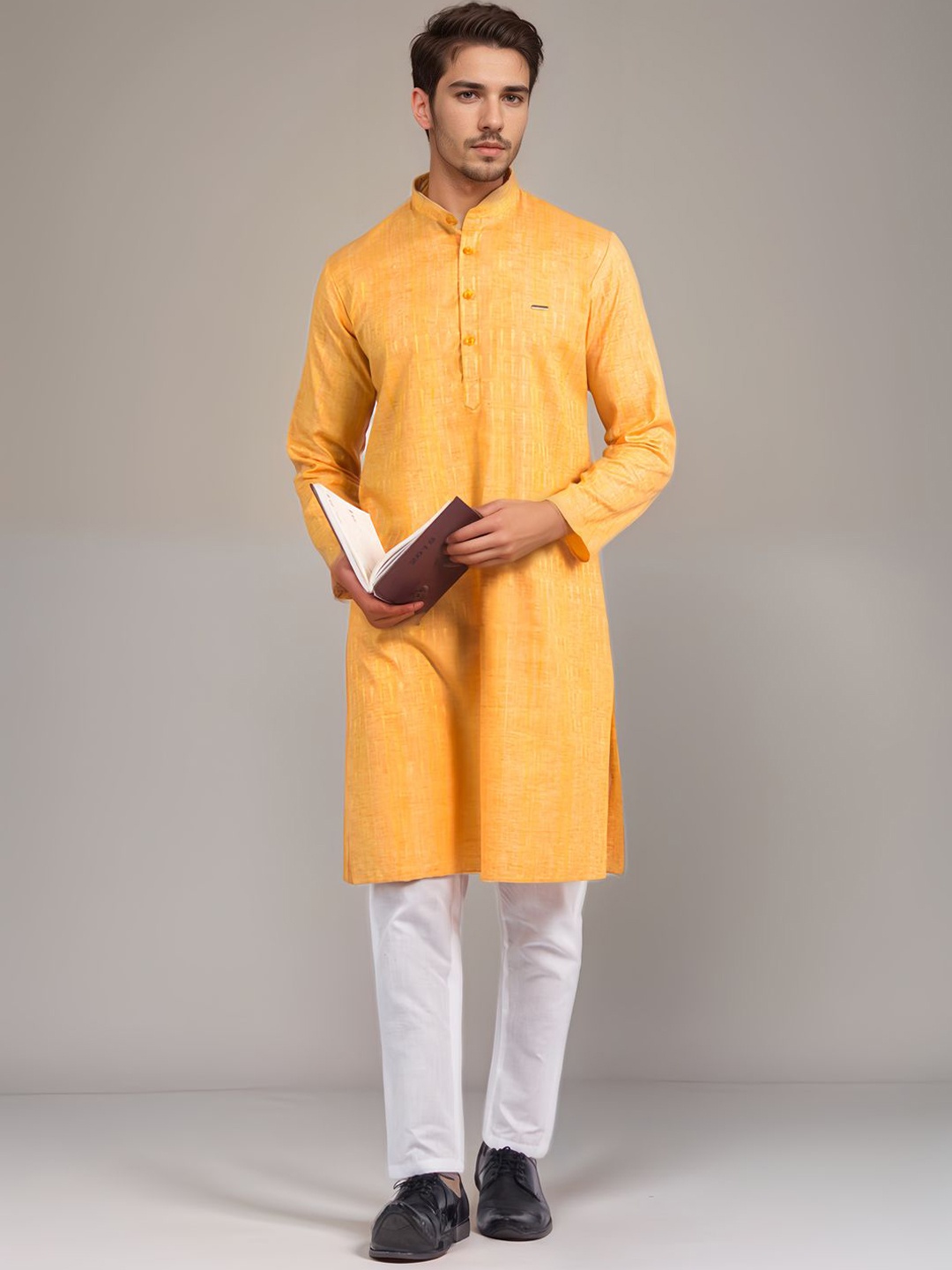 

DEVOILER Mandarin Collar Straight Kurta, Mustard