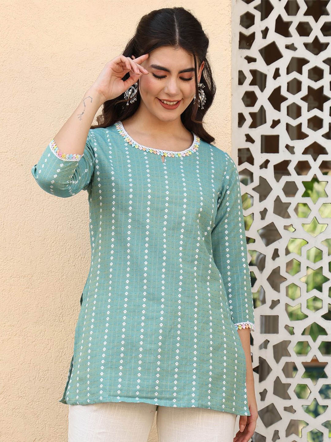 

AKIMIA Women Woven Design Round Neck Thread Work Kurti, Sea green