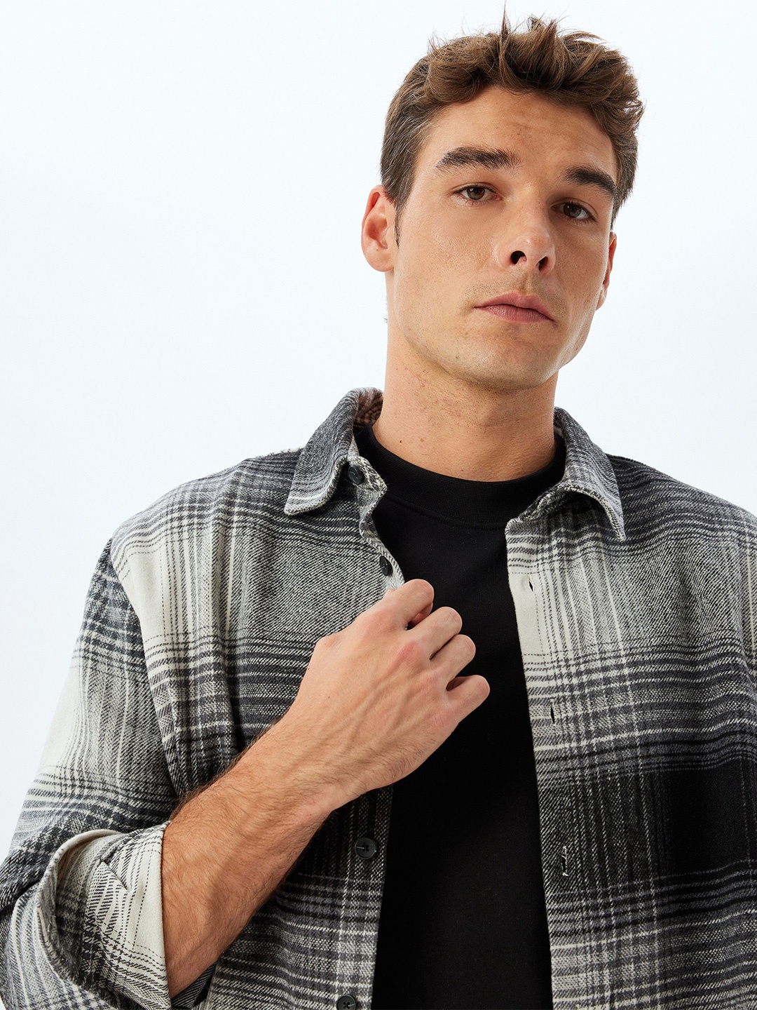

Koton Men Opaque Checked Casual Shirt, Black
