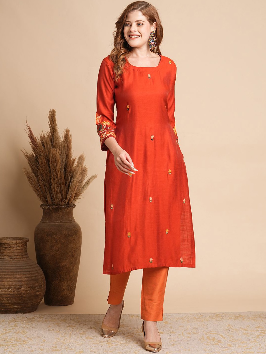 

FASHOR Floral Embroidered Thread Work Straight Kurta, Rust