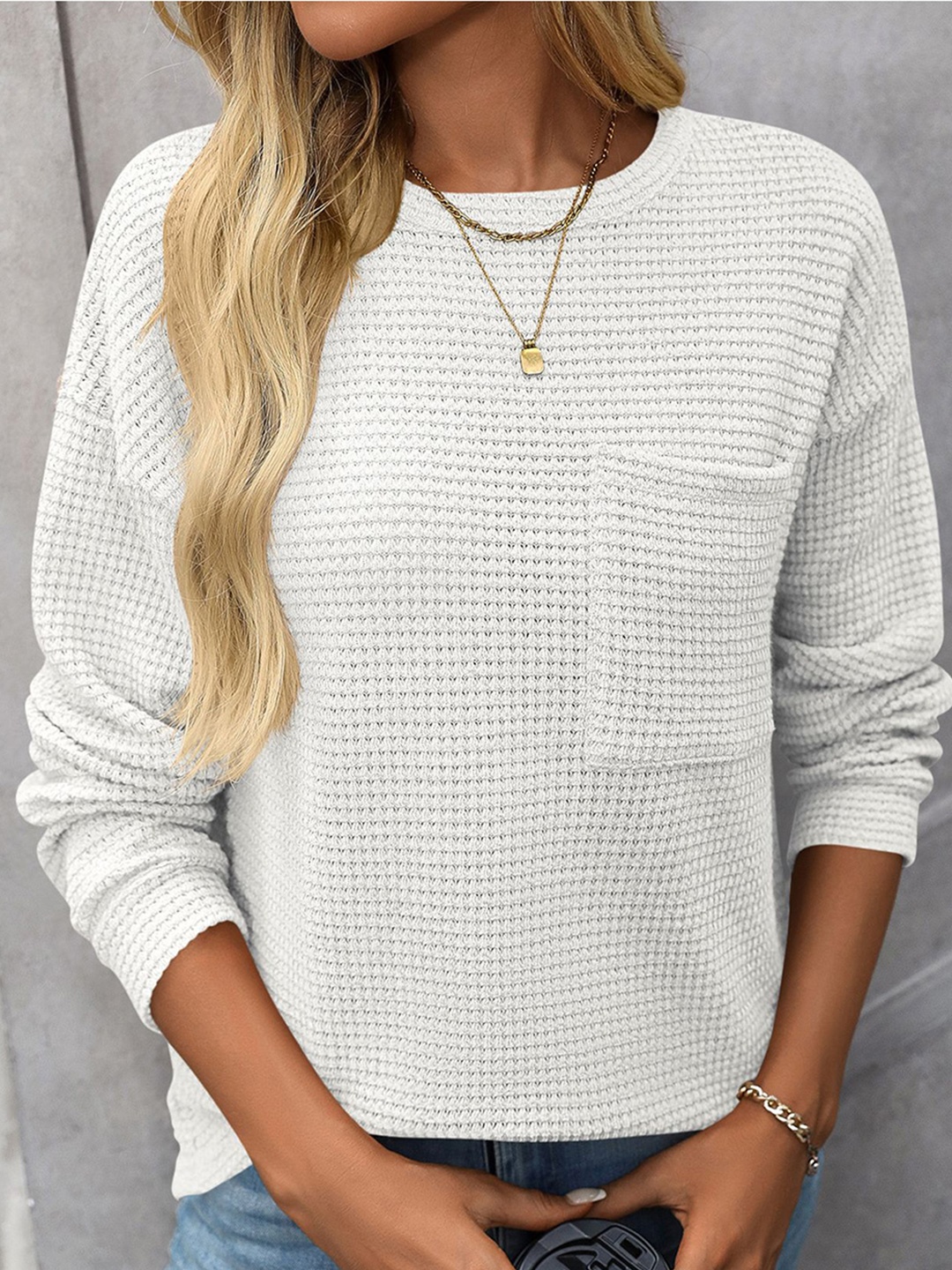 

StyleCast x Revolte Women Round Neck Sweatshirt, White