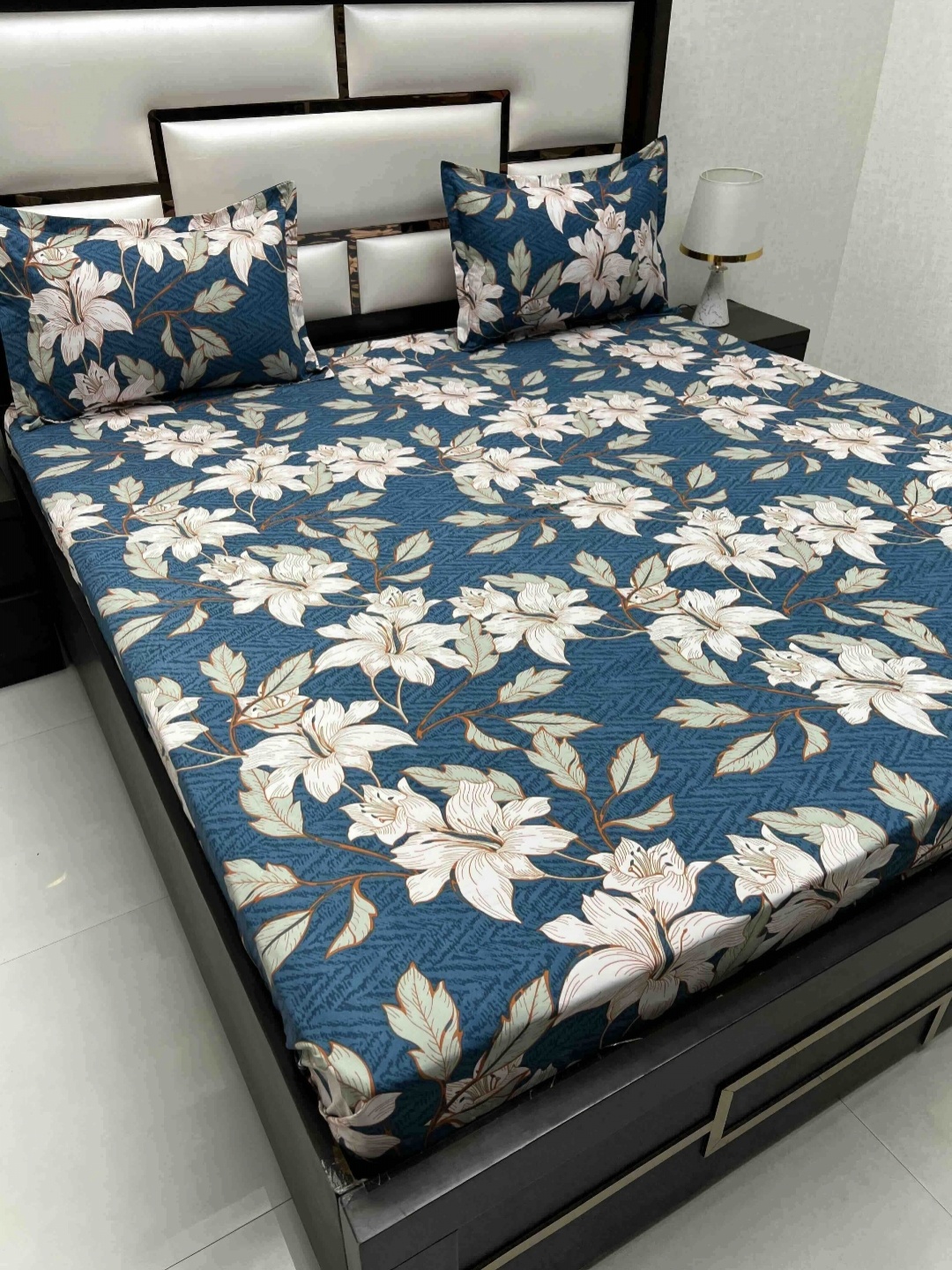 

Pure Decor Queen Size Double Bedsheet With 2 Pillow Covers 2.28m X 2.54m, Blue
