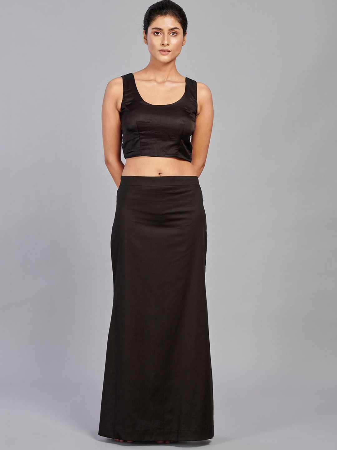 

I AM BY DOLLY JAIN D'Coat Simple Petticoat Saree Shapewear, Black