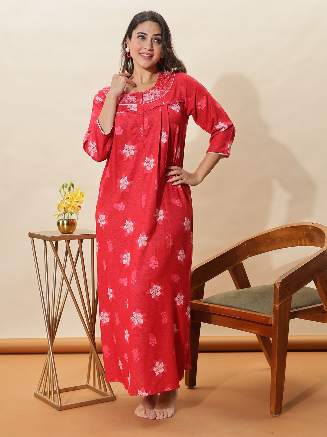 

9shines Label Printed Round Neck Three-Quarter Sleeves Maxi Nightdress, Red