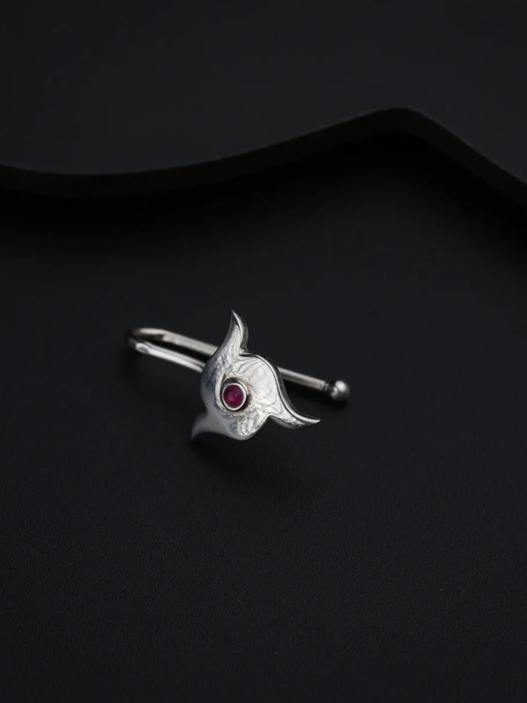 

House of Aadyaa Sterling Silver Oxidised Stone Studded Stud Nosepin