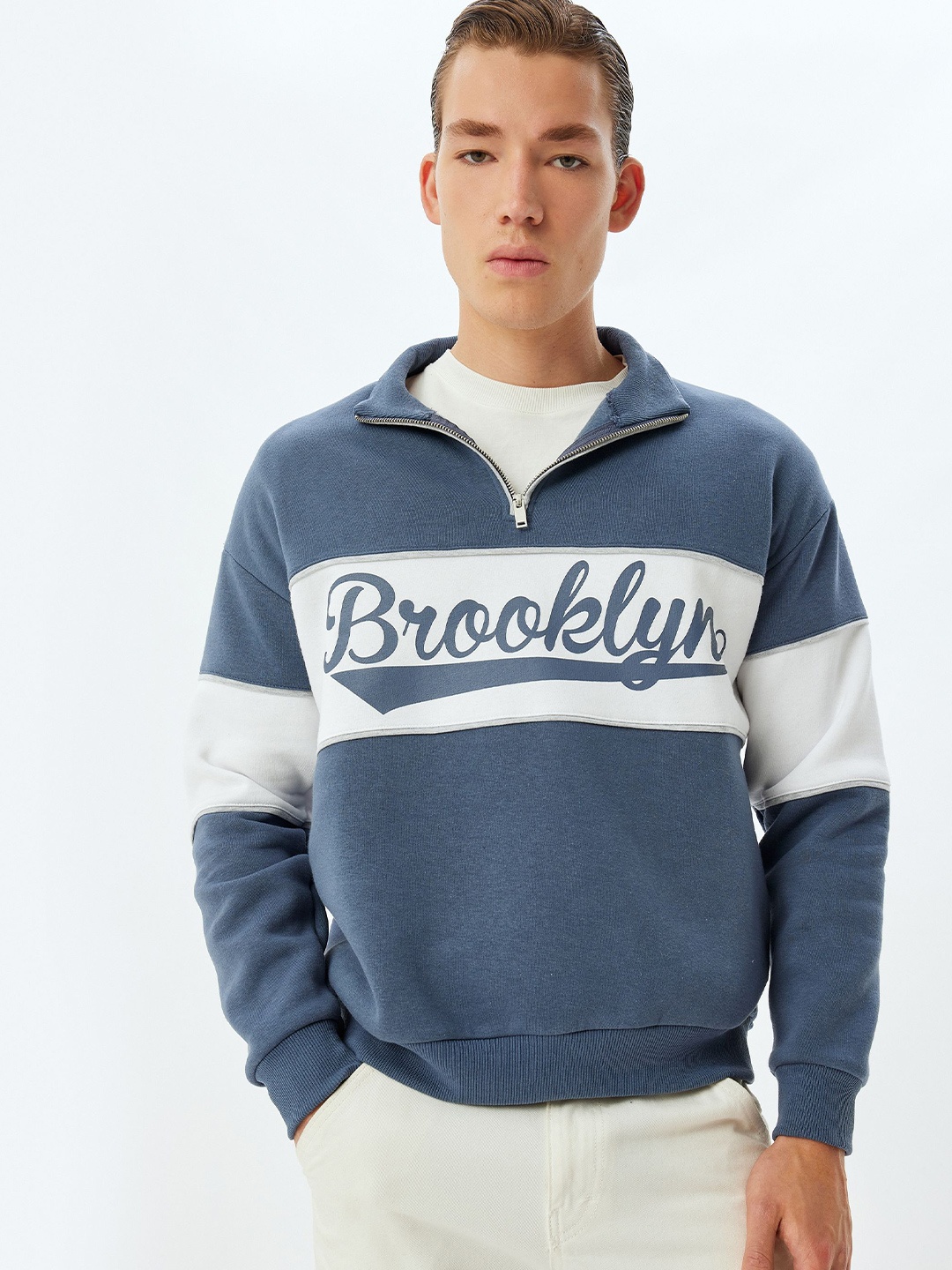 

Koton Men Printed Mock Collar Long Sleeves Sweatshirt, Blue
