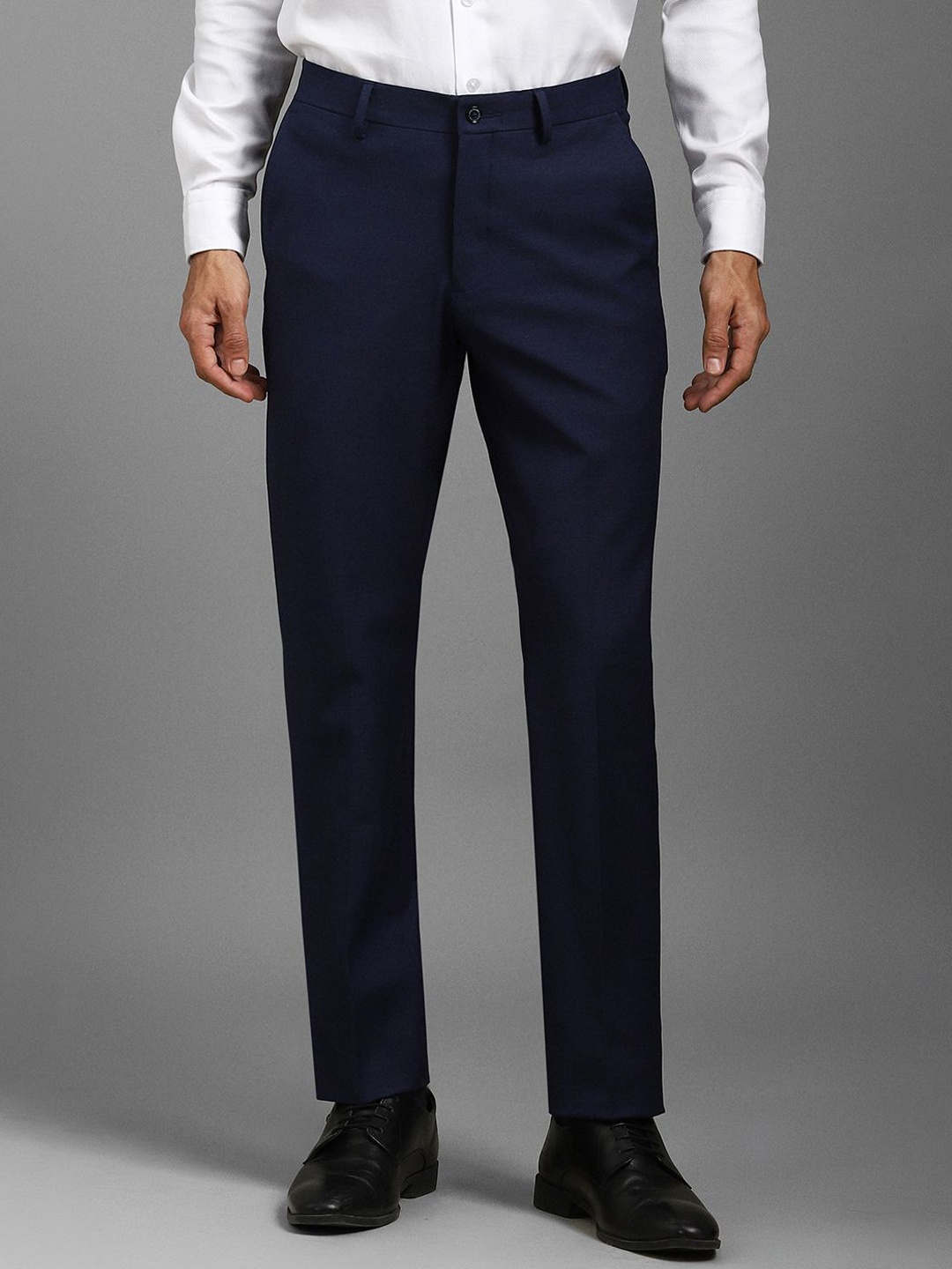 

Louis Philippe Men Mid-Rise Slim Fit Trousers, Navy blue