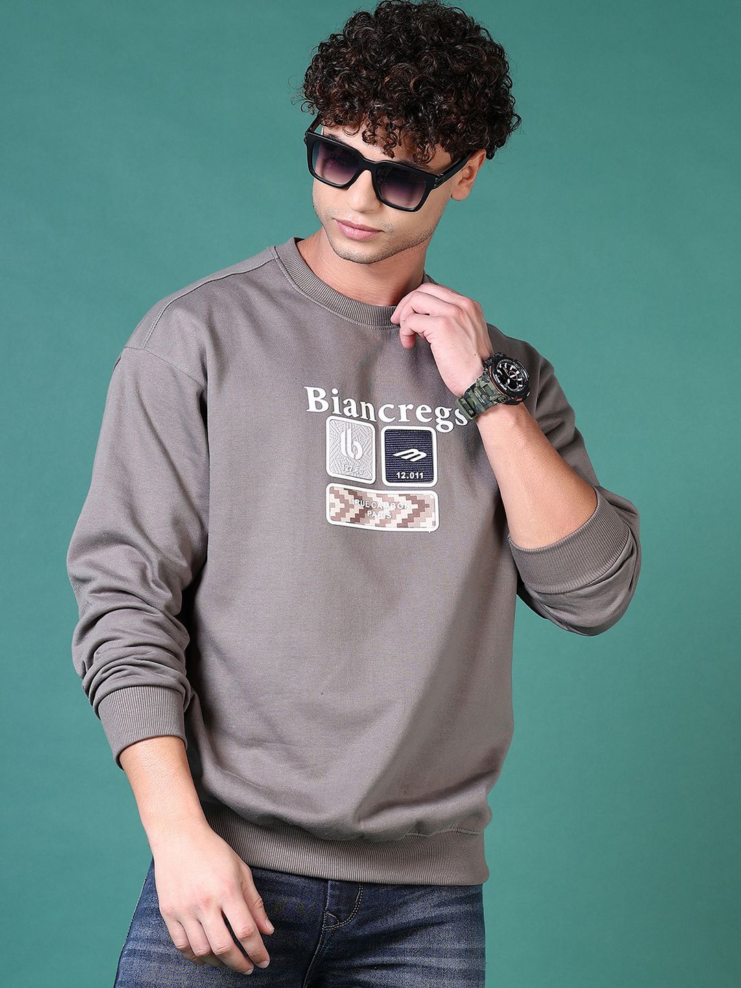 

V-Mart Men Printed Sweatshirt, Grey