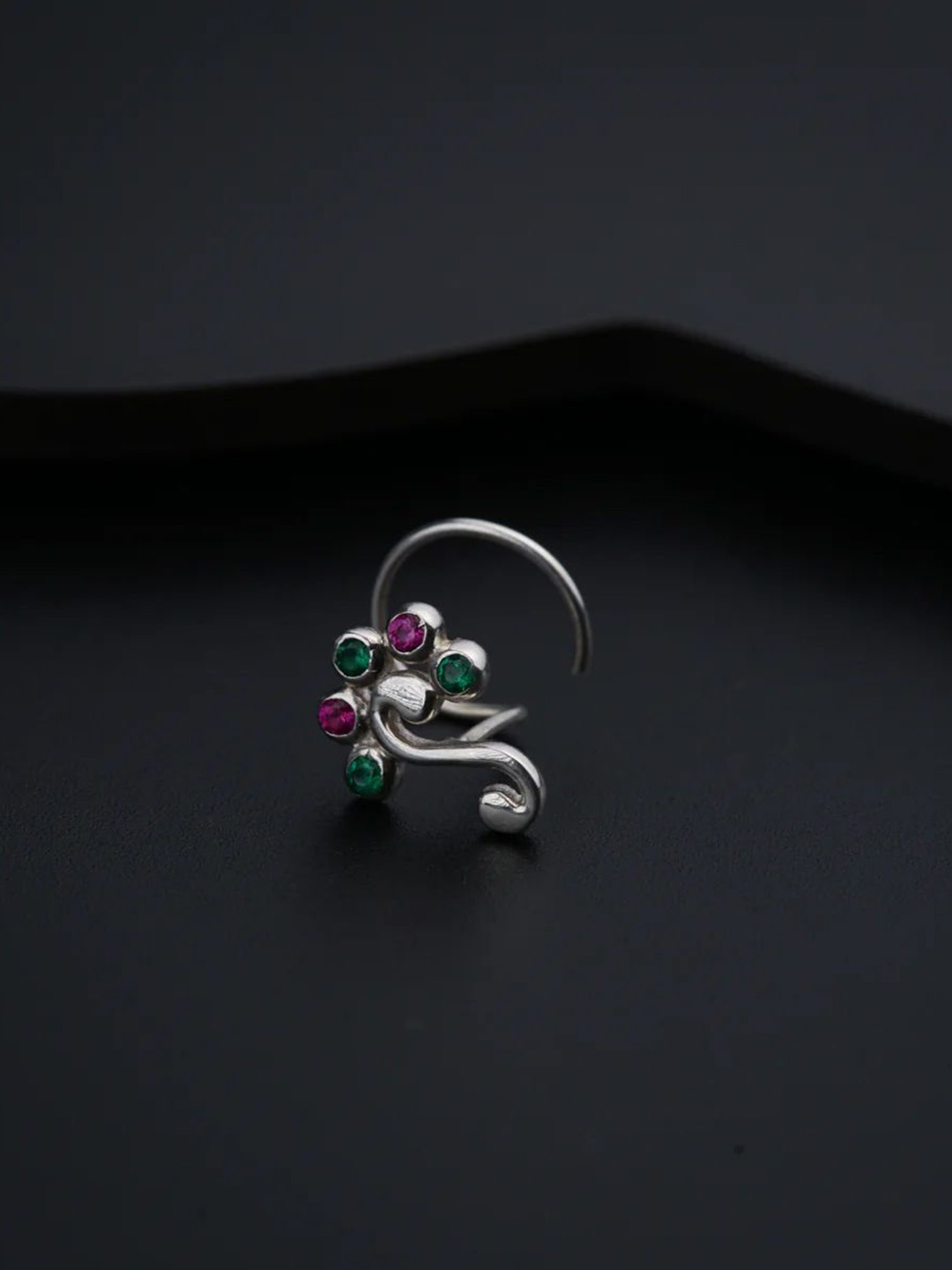 

House of Aadyaa Sterling Silver Oxidised Stone Studded Ring Nosepin