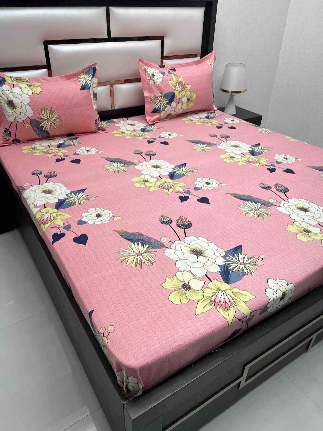 

Pure Decor Queen Size Double Bedsheet With 2 Pillow Covers 2.28m X 2.54m, Pink