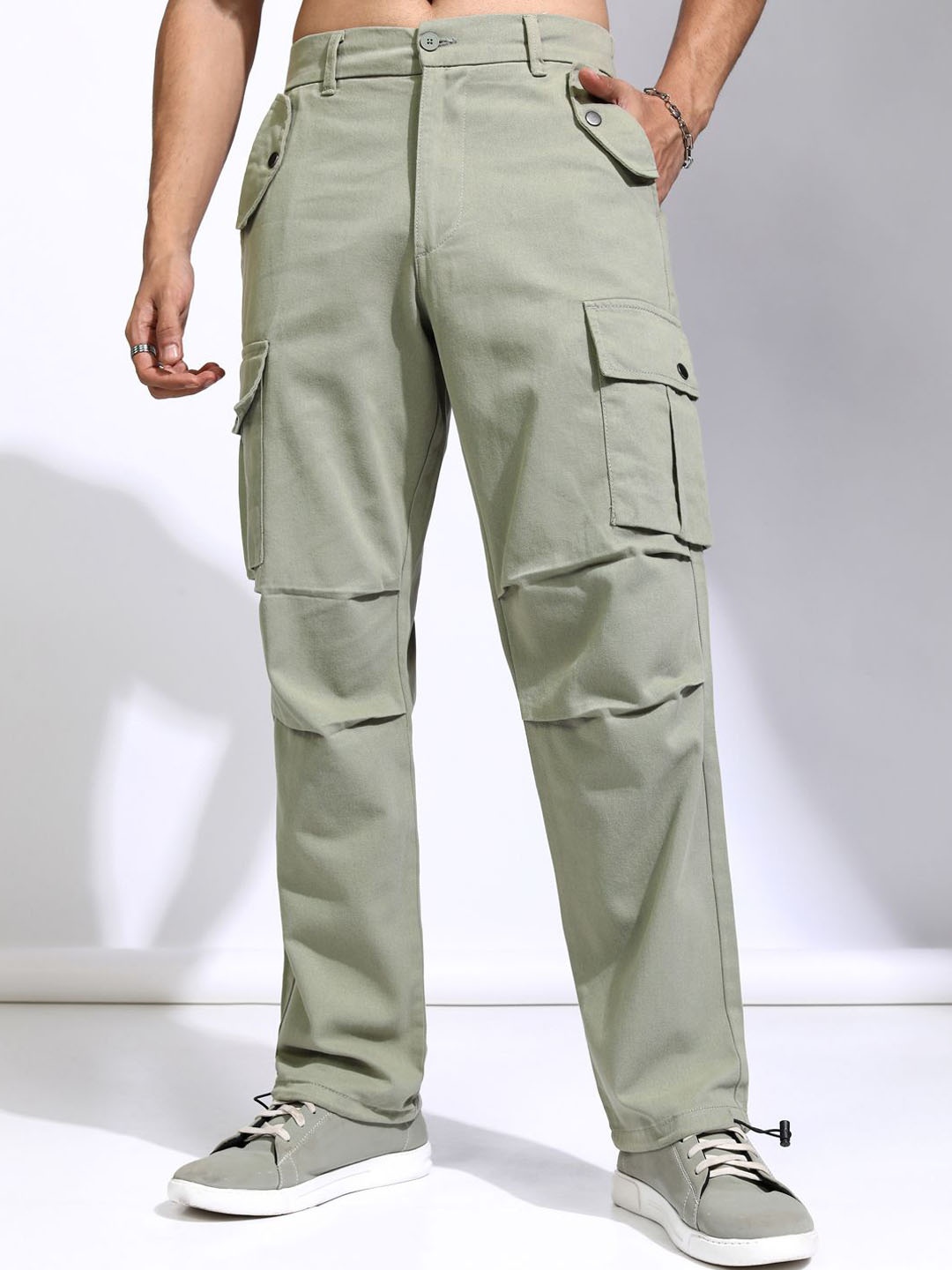 

HIGHLANDER Men Cotton Mid-Rise Straight Fit Cargo Trousers, Green