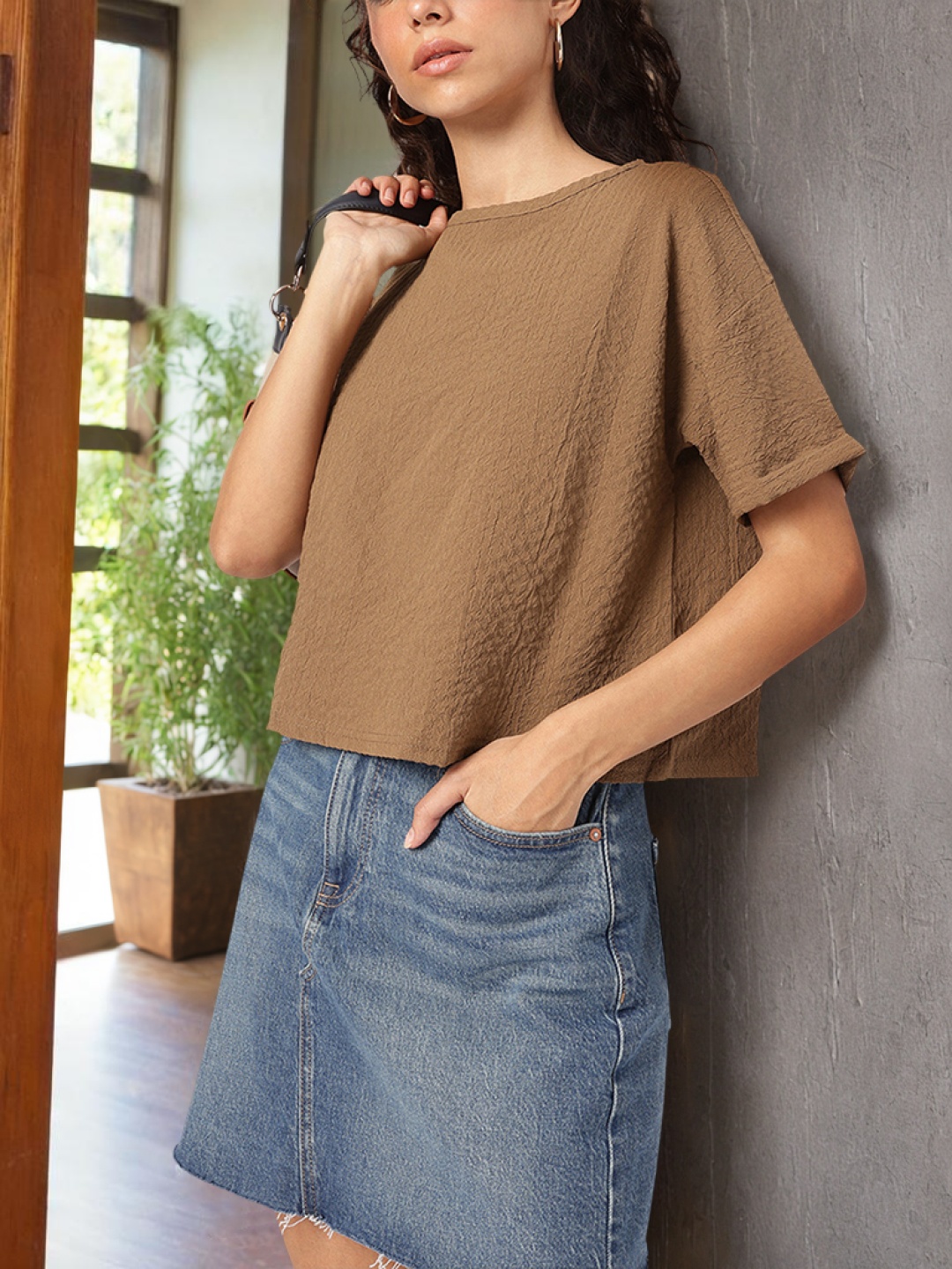 

DressBerry Timeless Textures Boxy Top, Brown